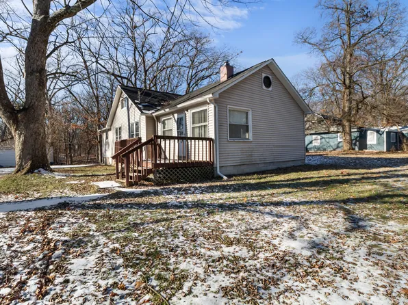 13124 Fairbanks St, Cedar Lake, IN 46303