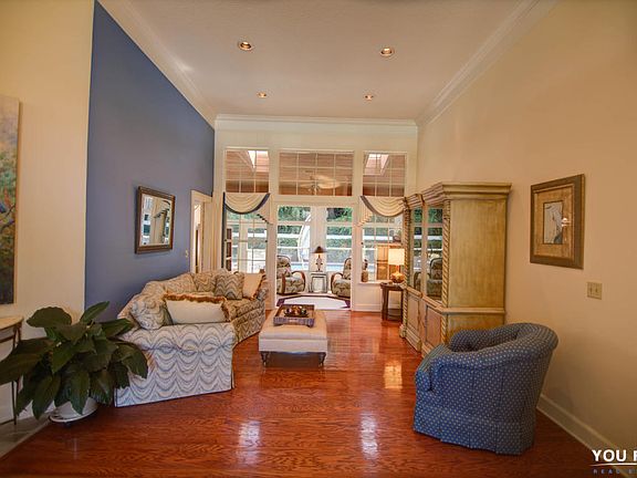 4th image of 3943 Muirfield Blvd E