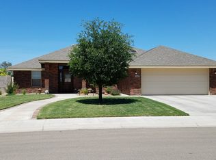 30 Holly Loop, Roswell, NM 88201