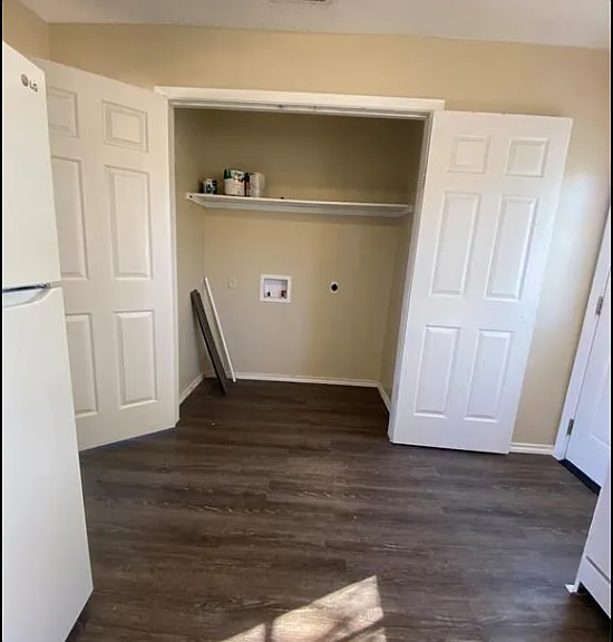 213 Vista Way — Photo 4