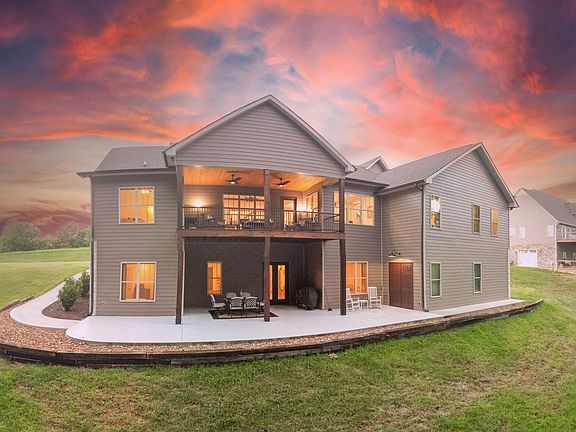4th image of 61 Joy Cir