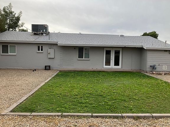 5th image of 824 W Parkway Blvd