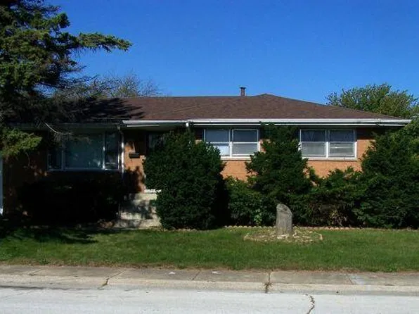 2310 Saint Joseph Dr, East Chicago, IN 46312