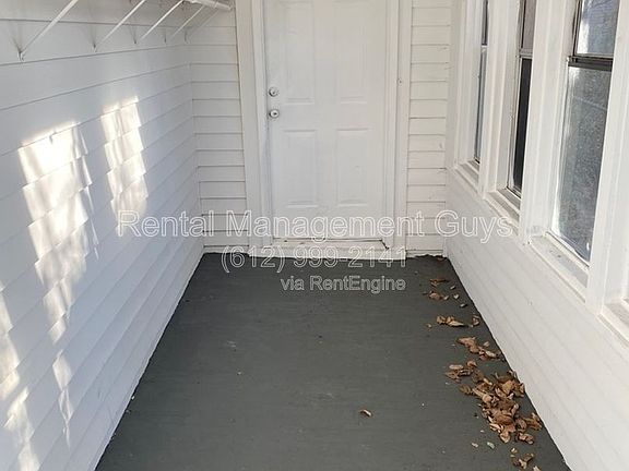 5th image of 2620 Emerson Ave N #1