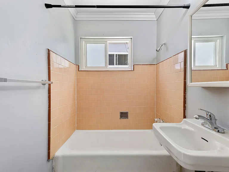 325 E William St #6 — Photo 8