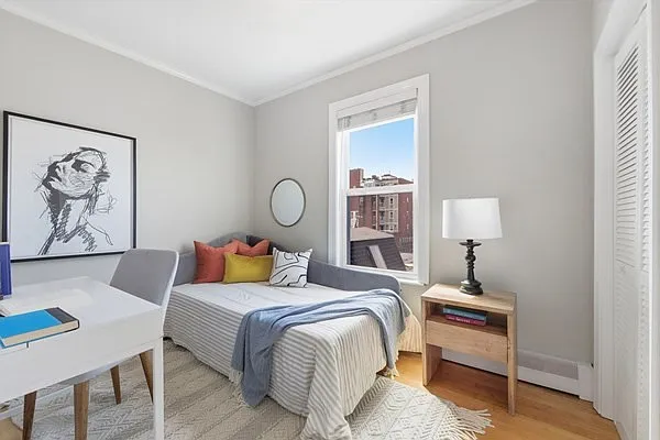 2 bed, 590 sqft, $3,000 — Photo 3