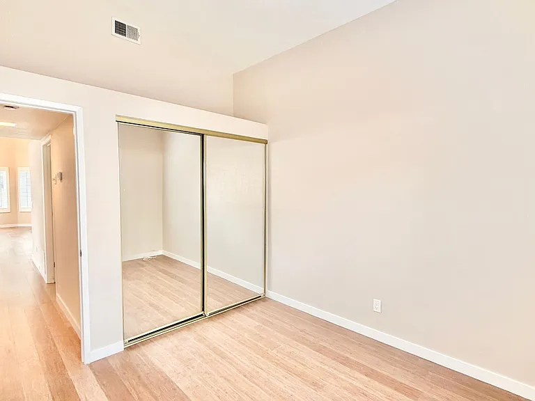22678 Cervera Rd — Photo 20