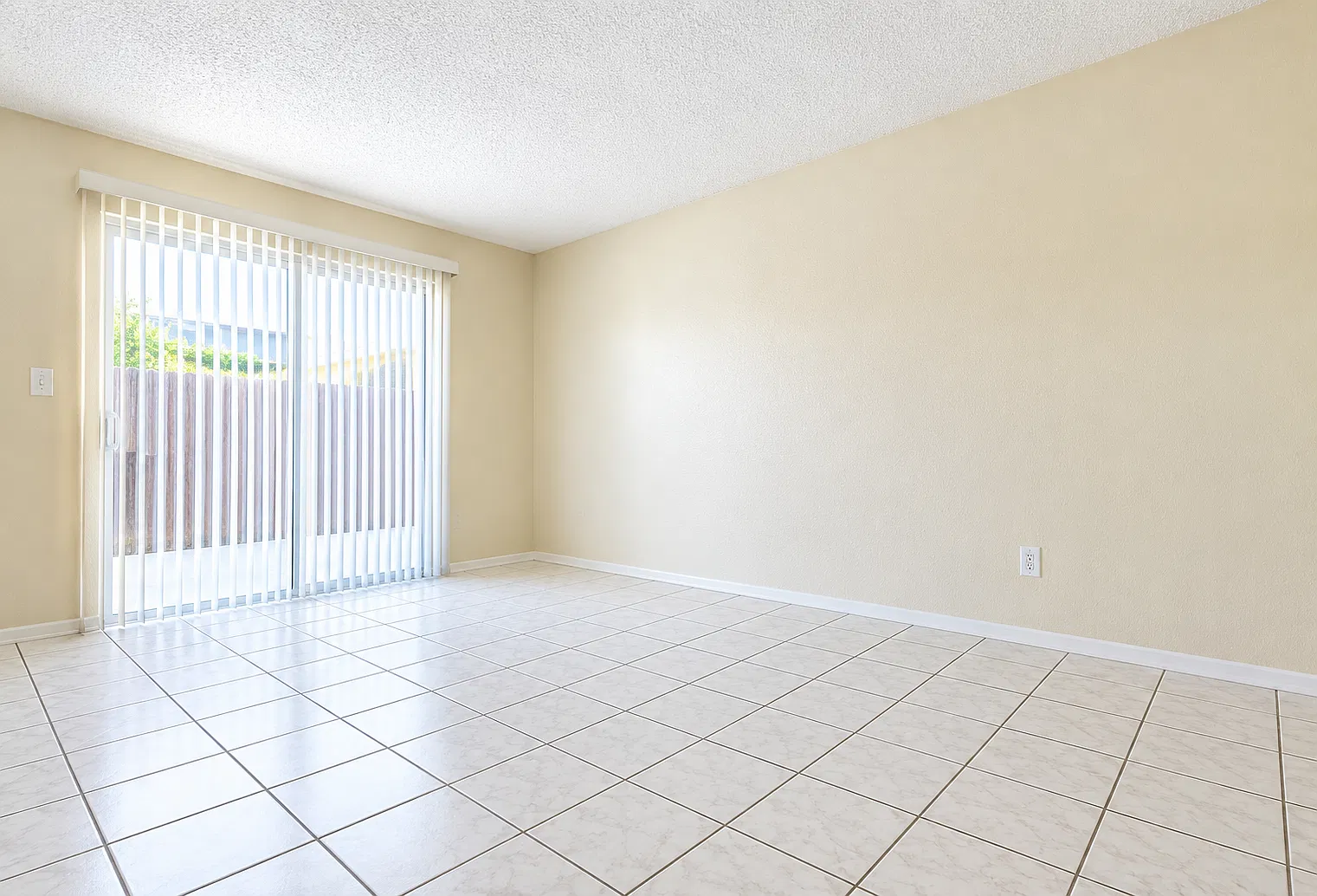 201 East Sequoia Avenue - 4 — Photo 2