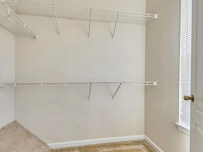 543 Ensemble Ct — Photo 35
