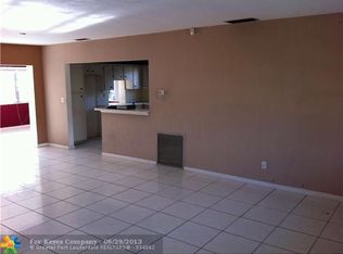 130 NW 77th Ave, Pembroke Pines, FL 33024