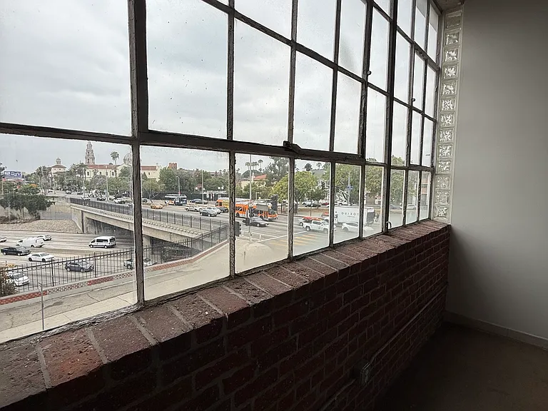 TEXERE PLAZA LOFTS — Photo 30