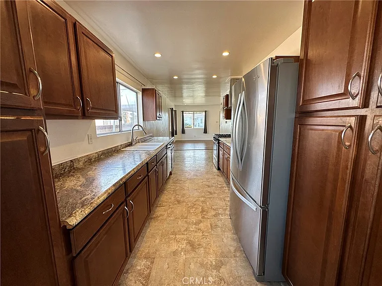4587 W 142nd St — Photo 14