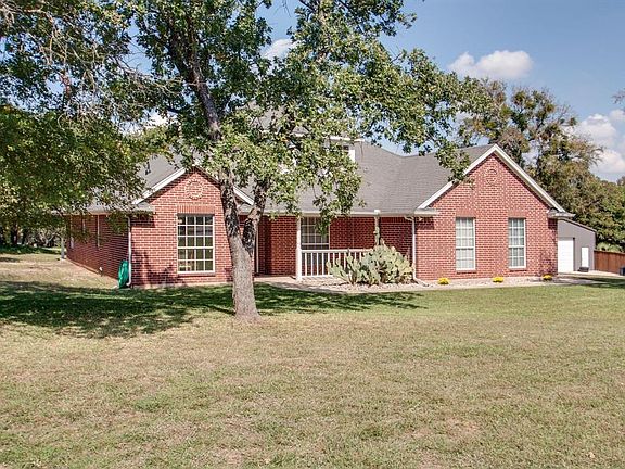 2nd image of 506 Post Oak Dr