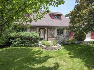 2400 W Cortland Dr, Appleton, WI 54914