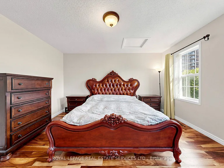 100 Georgian Dr — Photo 20