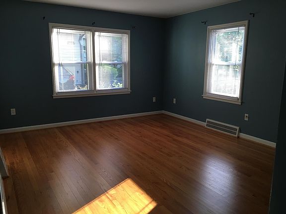 5th image of 1303 Franklin Blvd