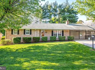 1055 Horseshoe Dr, Front Royal, VA