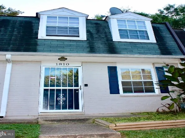 1810 Dutch Village Dr #1810, Hyattsville, MD 20785