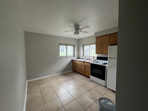 6423 Ridge Rd Photo 1