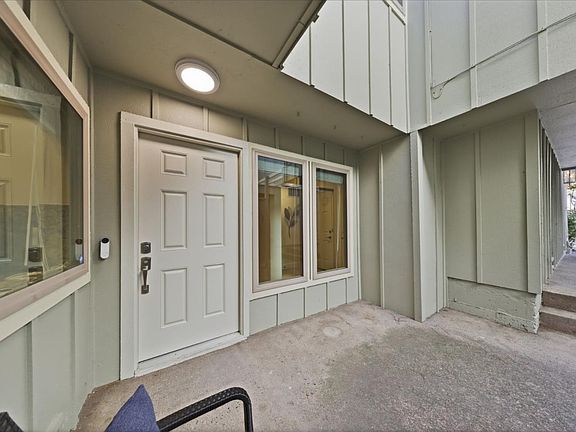 4th image of 13 Gallowridge Ct