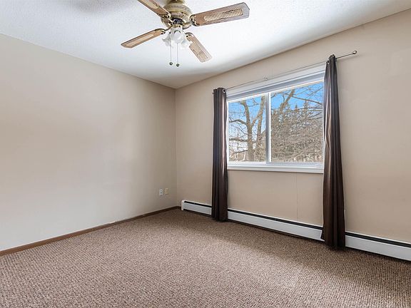 4th image of 1206 Woodrich Cr