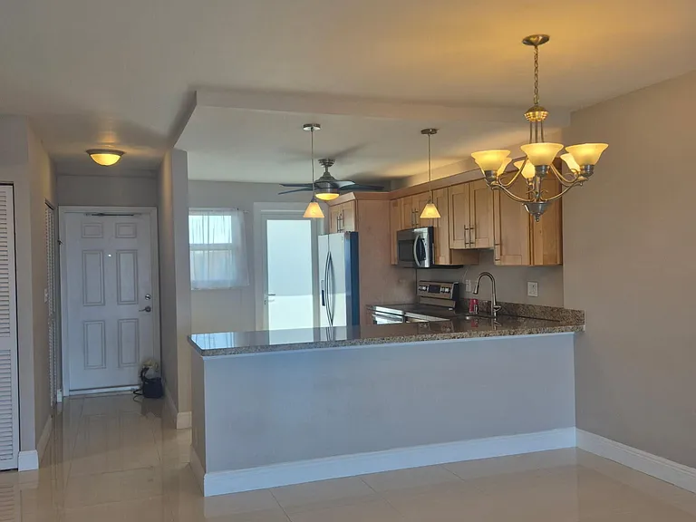 750 N Ocean Blvd #1009 — Photo 5