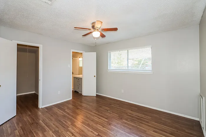 11750 Murr Way — Photo 10