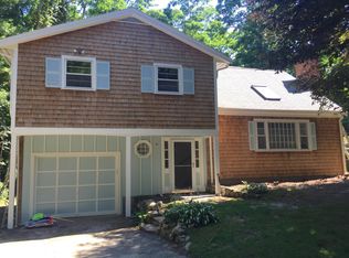 72 Sippewissett Rd, Falmouth, MA 02540