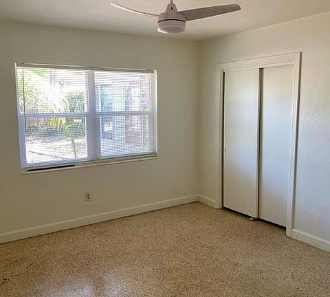 5th image of 1628 Birchwood St