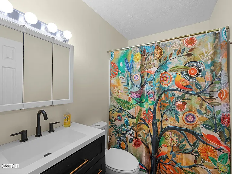 1137 Argus St #4 — Photo 3