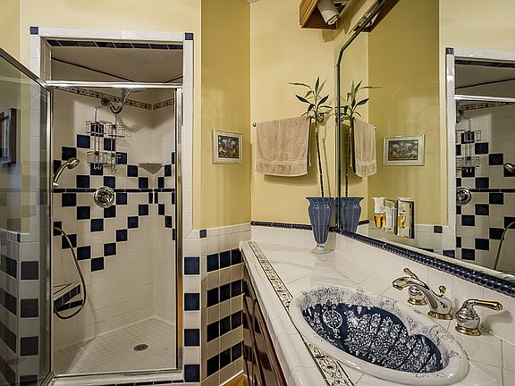 3rd image of 177 Grizzell Ln