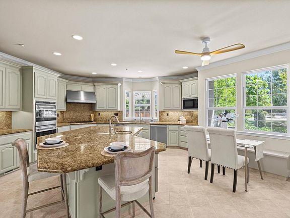3rd image of 1815 Silverwings Ct