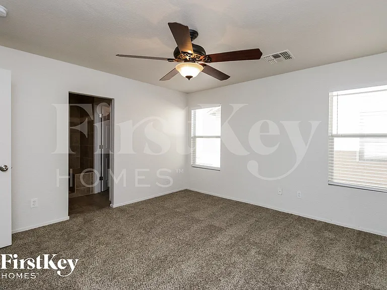 31315 N Shale Dr — Photo 9