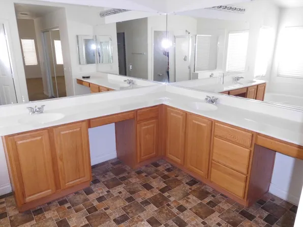 6311 Enchanted Creek Pl, Las Vegas, NV 89122