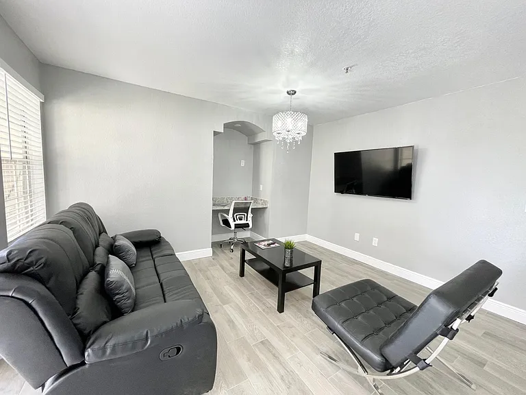 7210 Westpointe Blvd #1314 — Photo 8