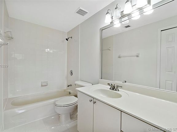 2nd image of 7085 Nova Dr APT 201