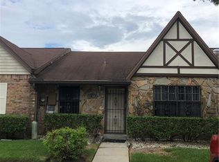 3404 S Sunrise Villas Ct, Tampa, FL 33614