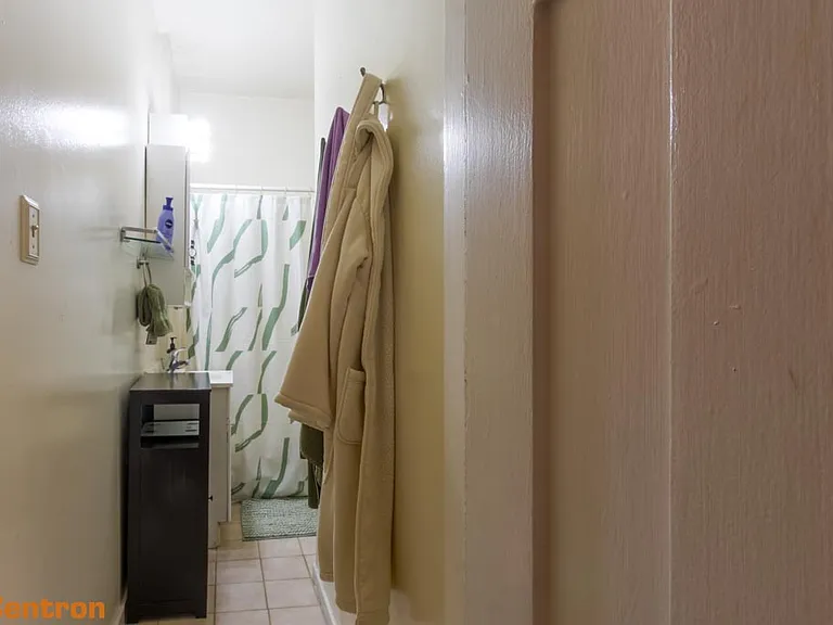 1660 Sacramento St #1A — Photo 14
