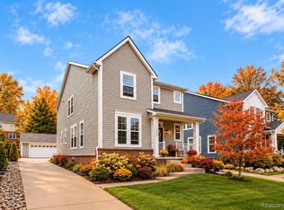 708 Hickory St, Milford, MI 48381