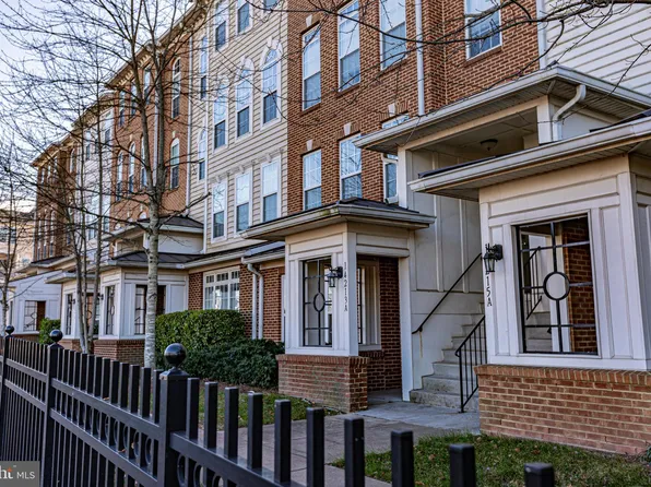 14213 Saint Germain Dr #23, Centreville, VA 20121
