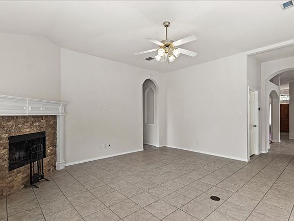 5th image of 7521 Summer Meadows Dr
