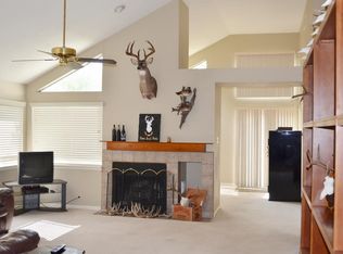 1403 Roundstone Dr, Richmond, TX 77406
