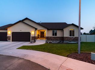 369 Garrett Ct, Elko, NV 89801