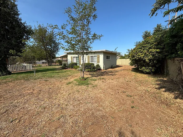 4527 Avon St — Photo 25