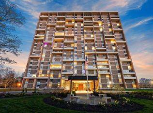 1000 Urlin Ave APT 511, Grandview, OH 43212