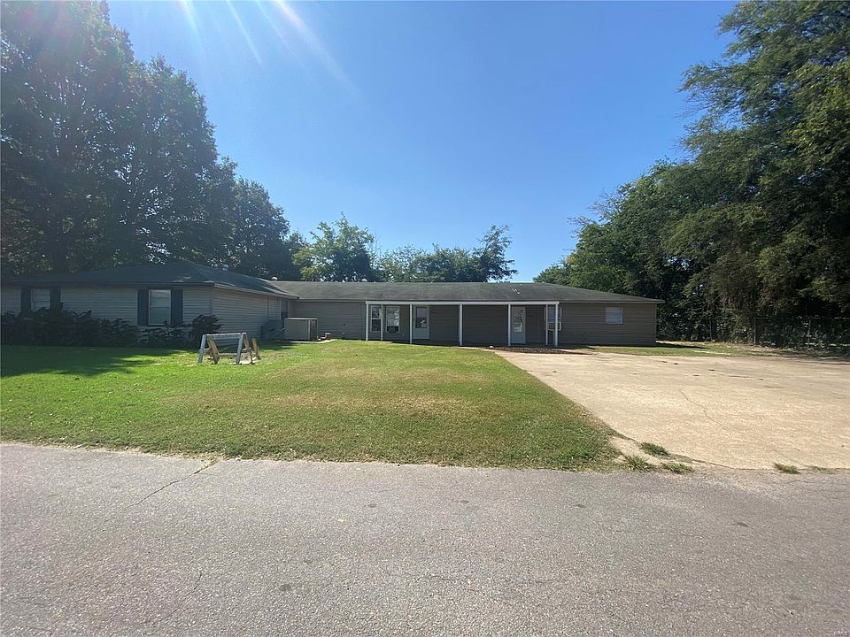 2nd image of 3509 Fairfax Rd
