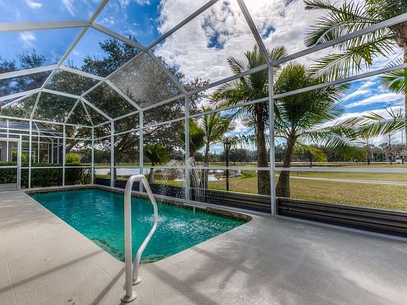 3rd image of 1414 Millbrook Cir