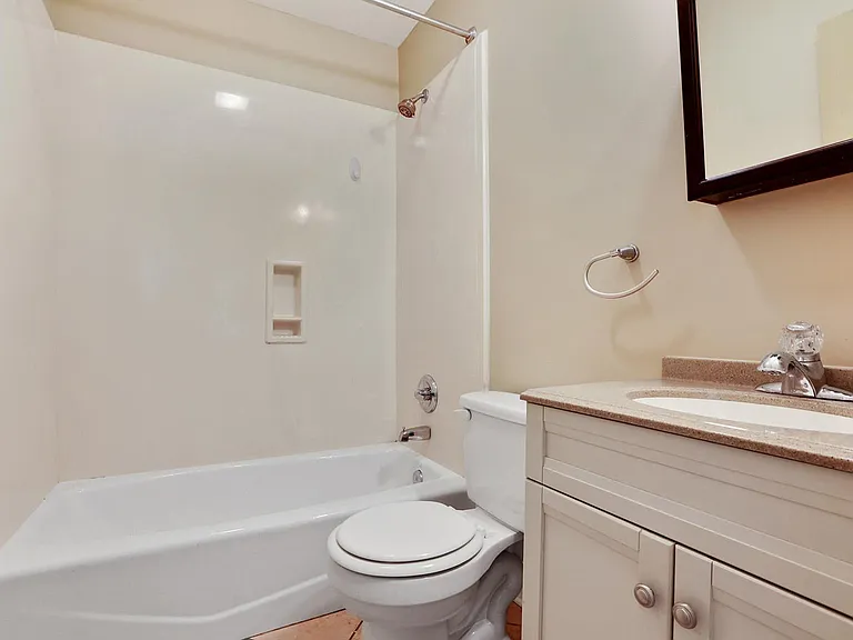 408 Nashville Ave — Photo 5