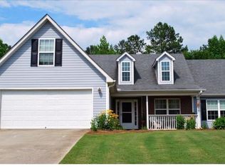 1006 Travitine Trl, Loganville, GA