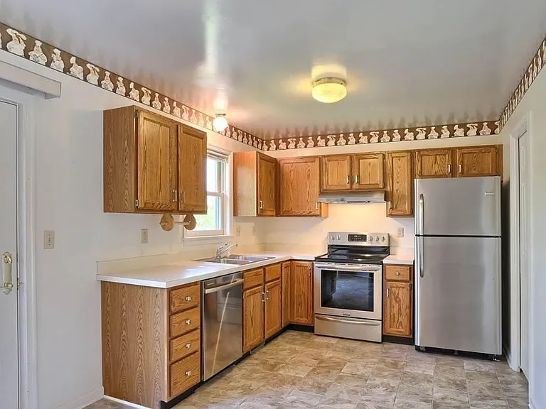 50 Ironstone Dr — Photo 5
